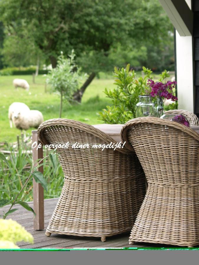 Bed & Breakfast De Schuur Inn Numansdorp Exterior foto